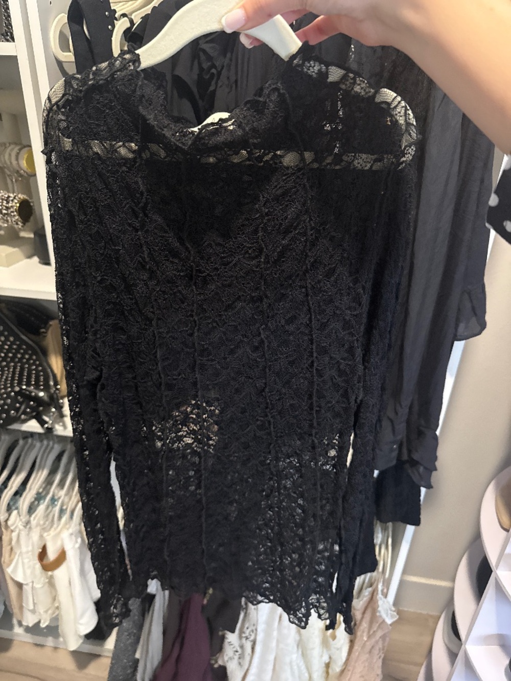lace longsleeve